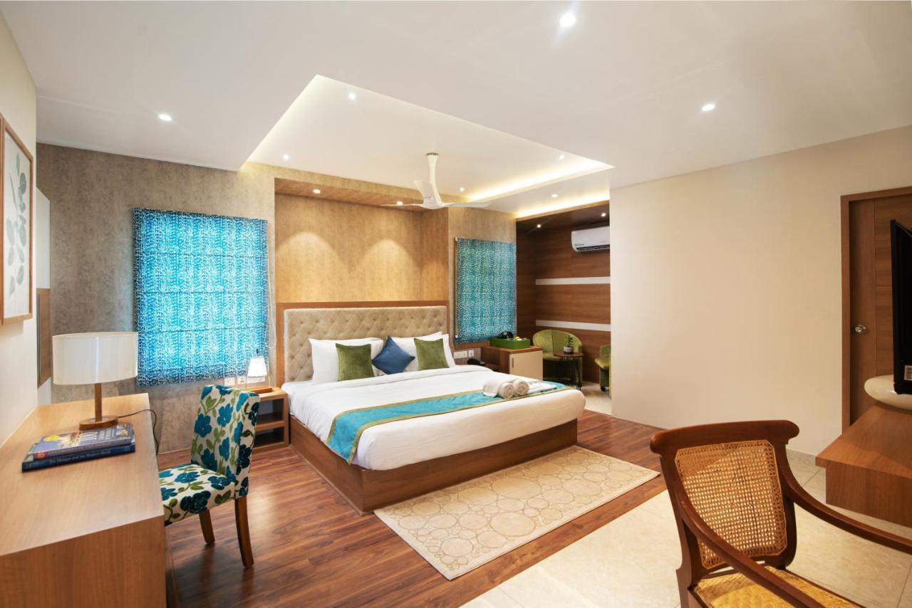 Time Square Boutique Hotel & Spa Alappuzha Экстерьер фото