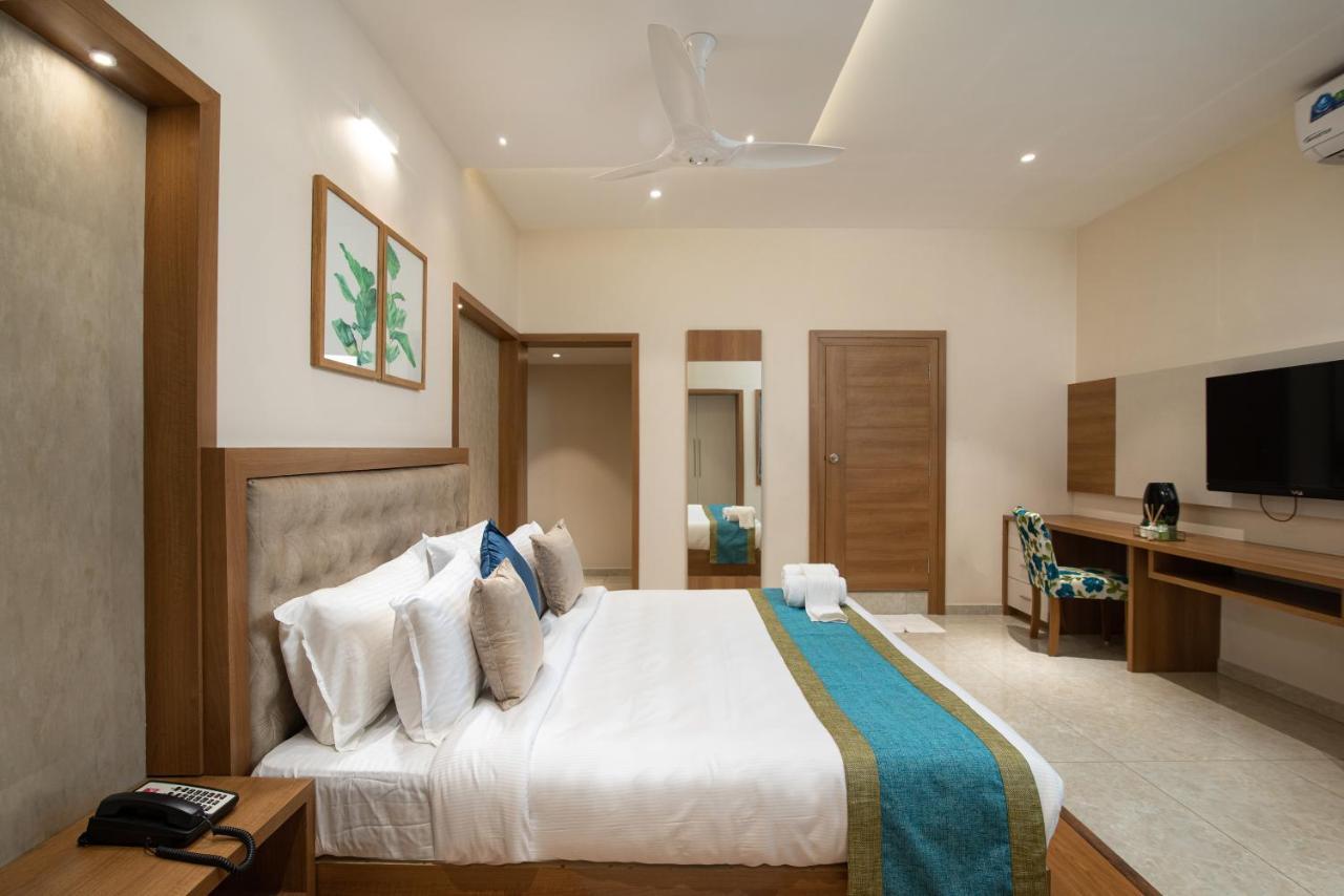 Time Square Boutique Hotel & Spa Alappuzha Экстерьер фото